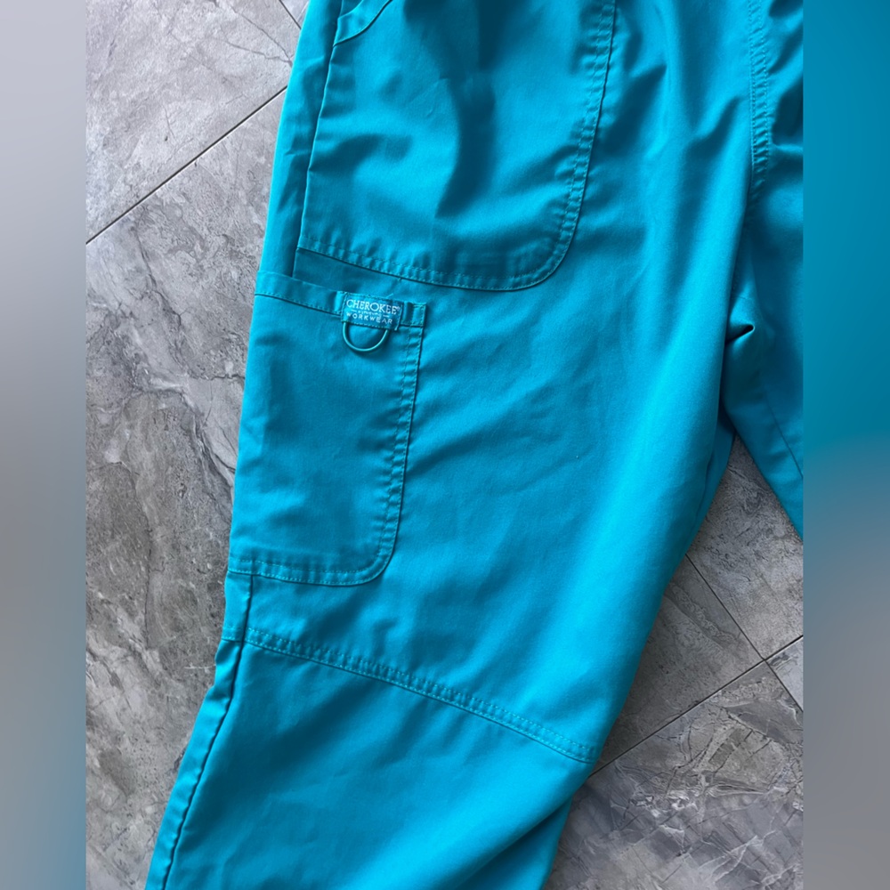 Cherokee Scrub Tops With Pants Bundle - Picture 7 of 8